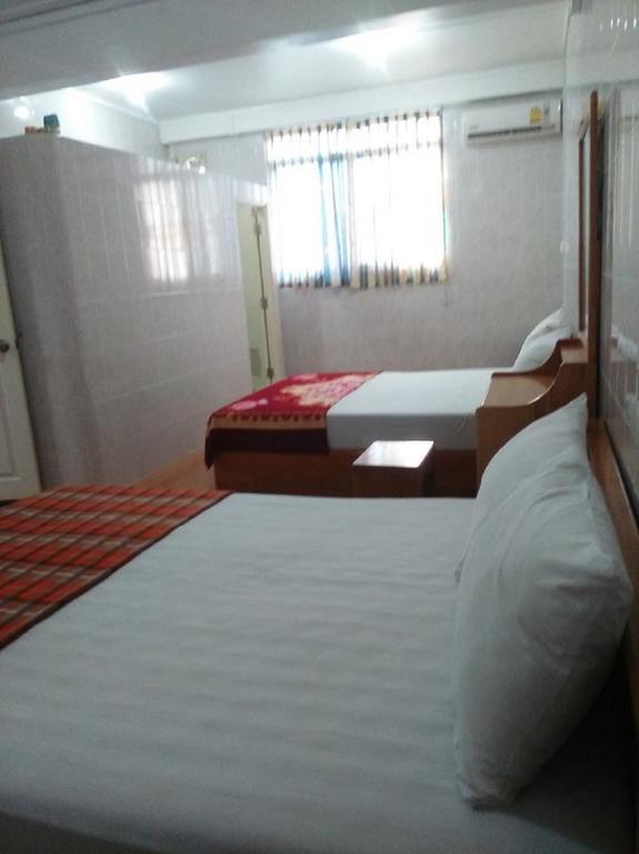 Penguin Hotel Kawthaung Exterior foto